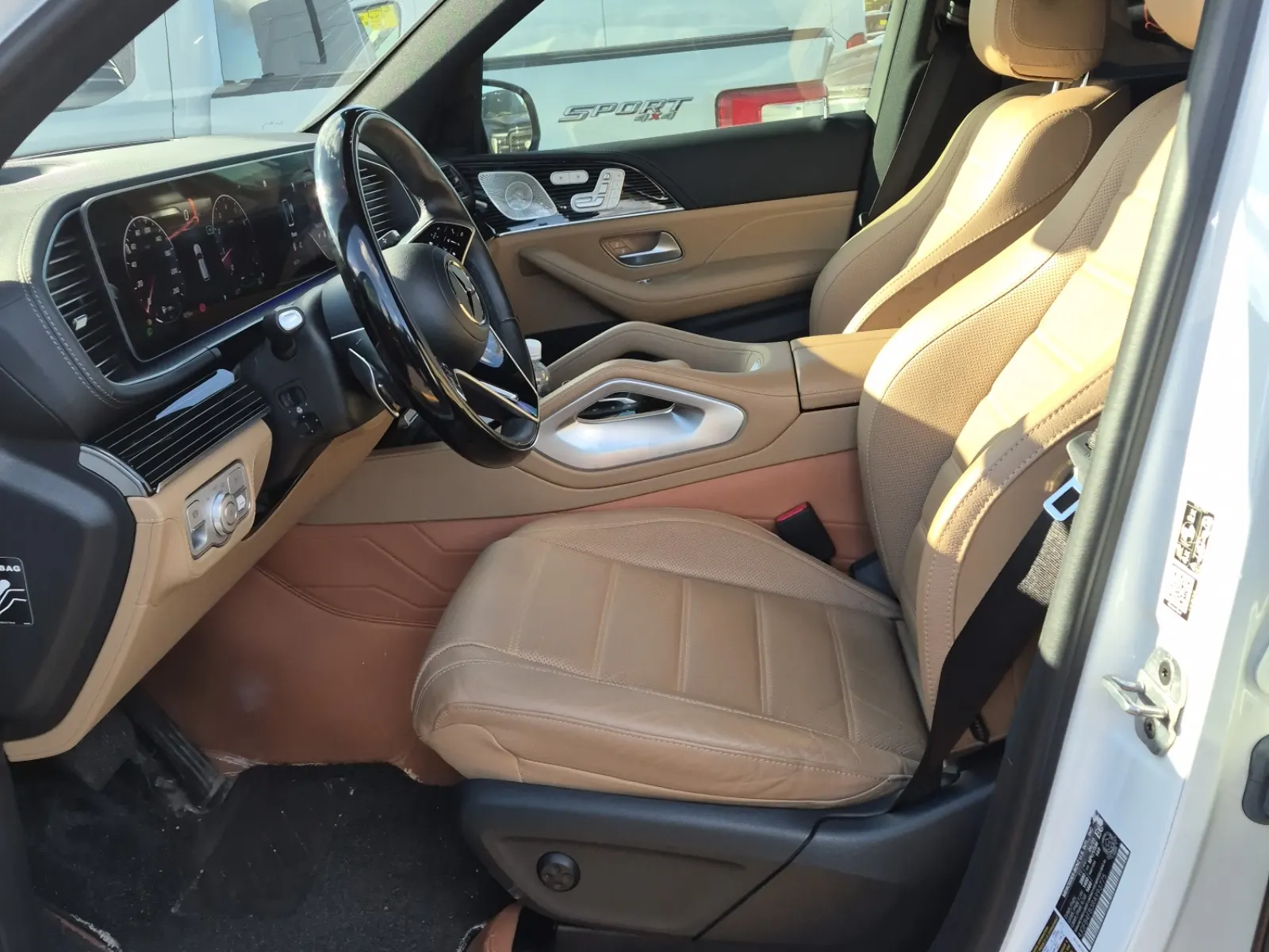 Front Interior Photo