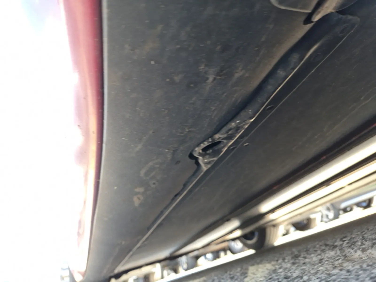 Undercarriage - Passenger Photo