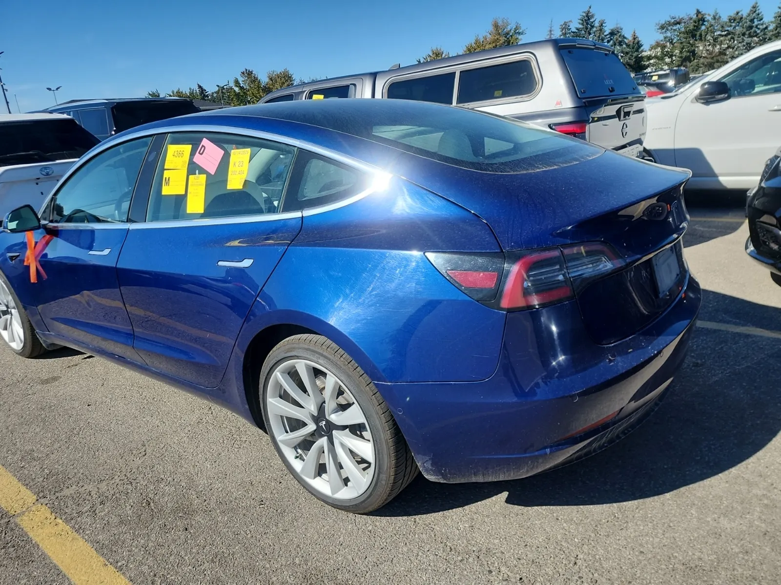 Driver Rear 3/4 Photo