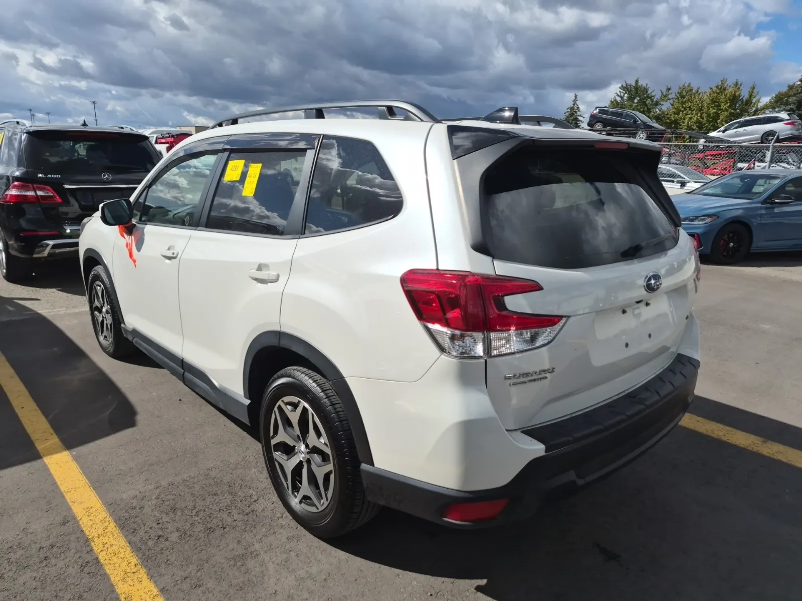 Driver Rear 3/4 Photo