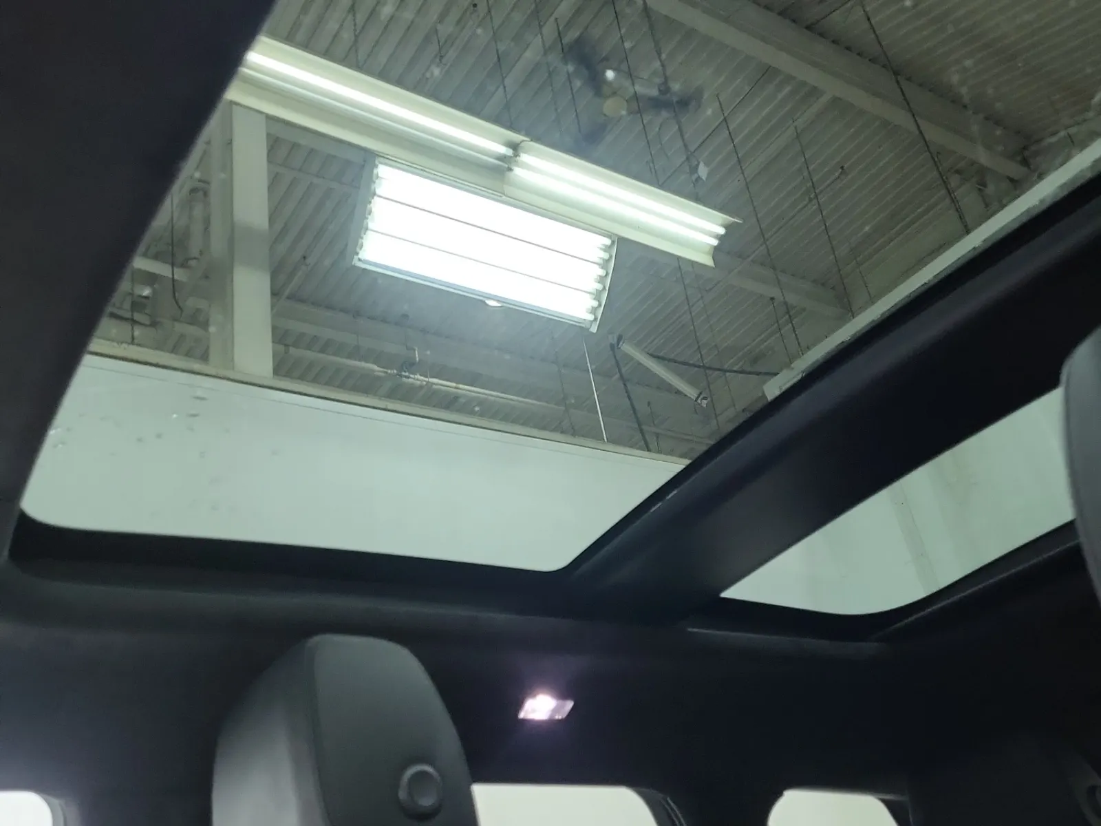 Interior Roof Photo
