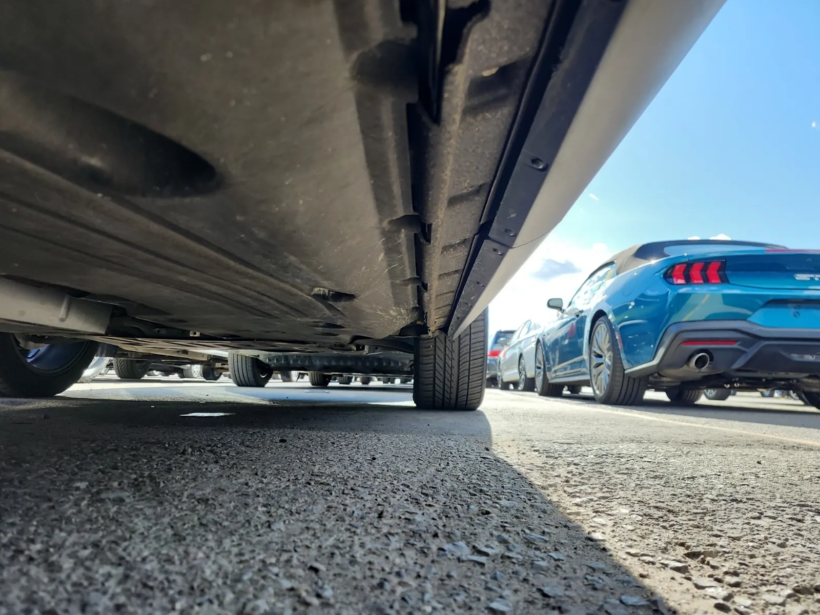 Undercarriage - Passenger Photo