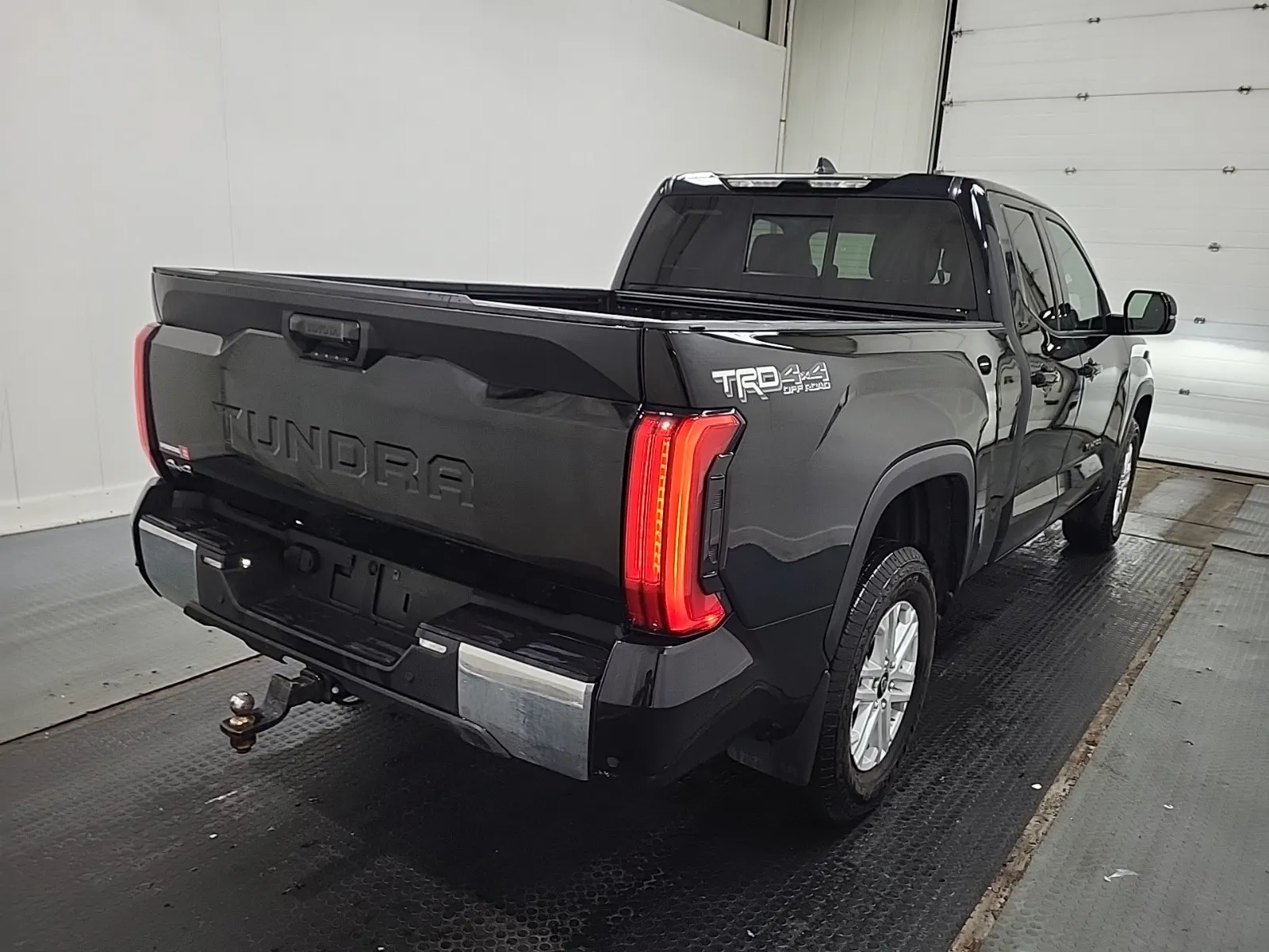 Passenger Rear 3/4 Photo