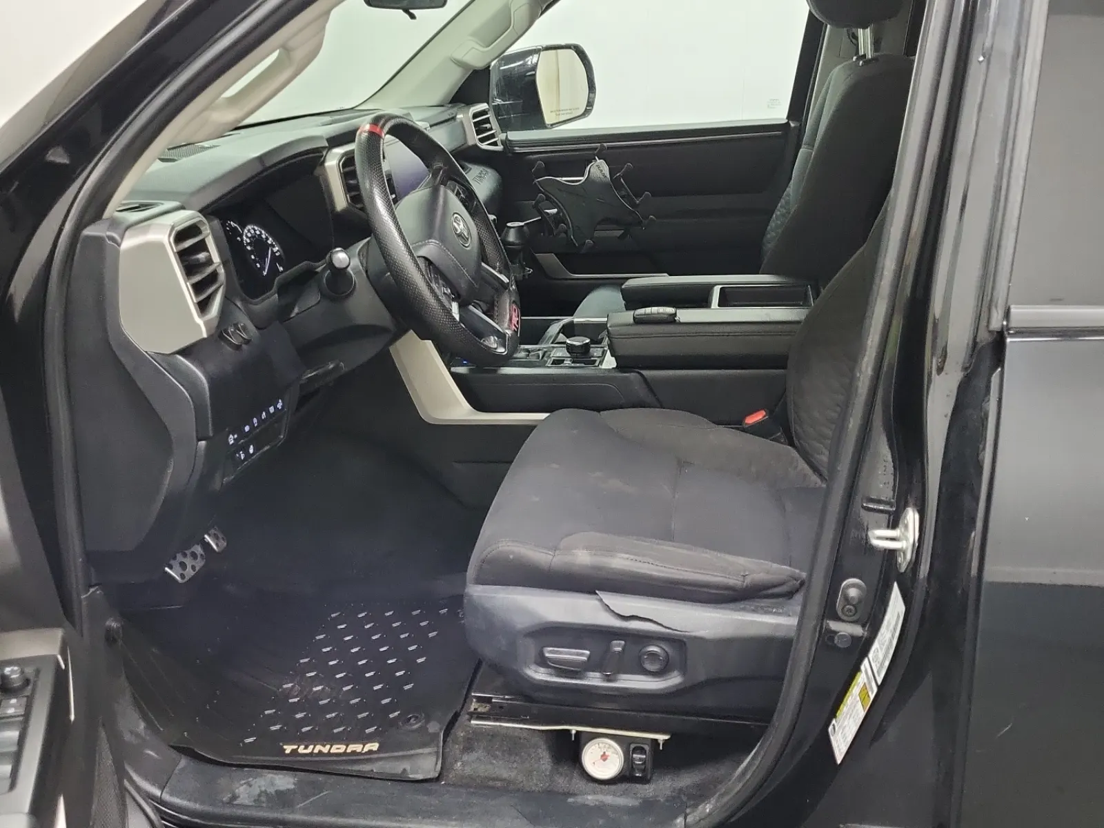 Front Interior Photo