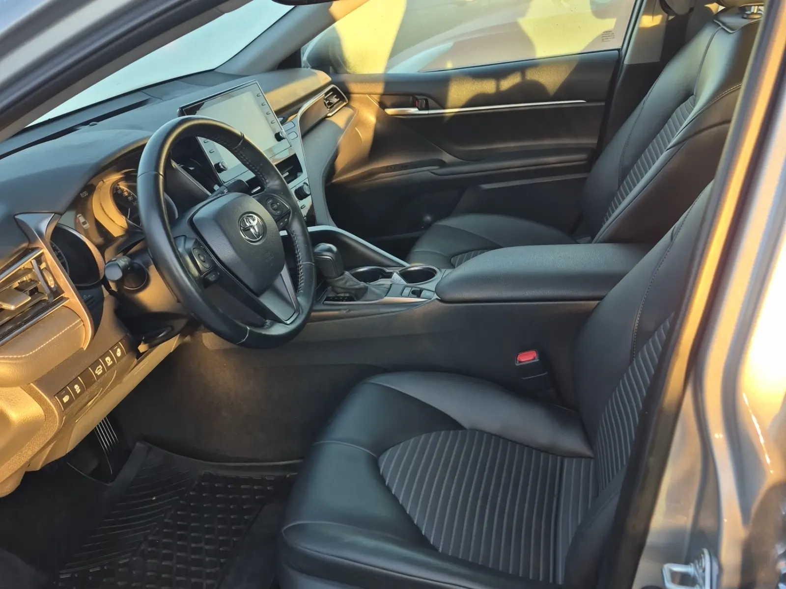 Front Interior Photo
