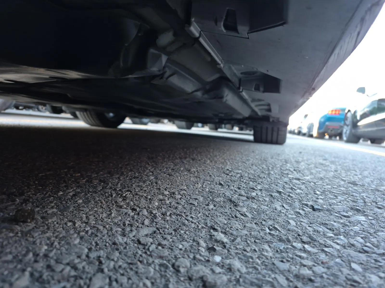 Undercarriage - Passenger Photo