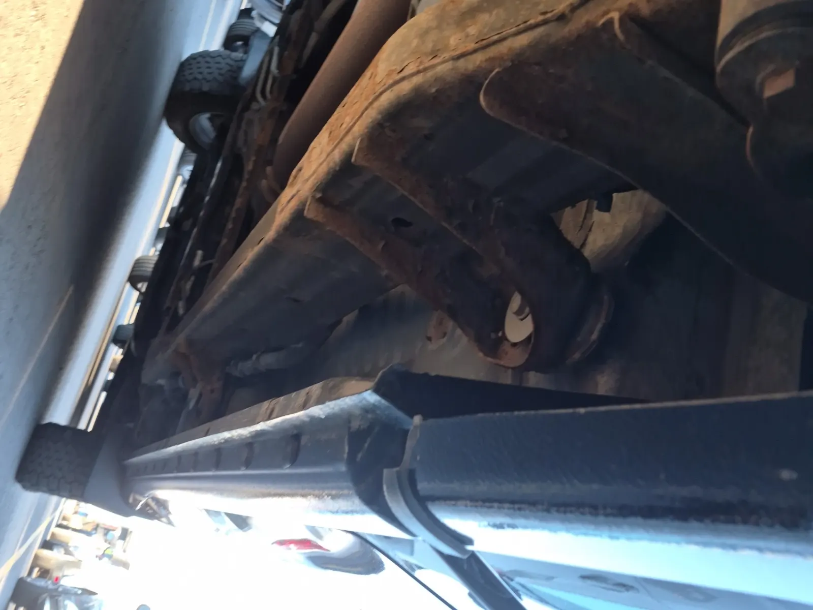 Undercarriage - Passenger Photo