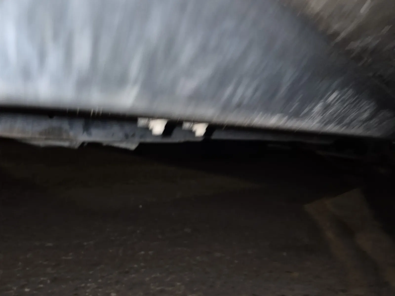 Undercarriage - Driver Photo