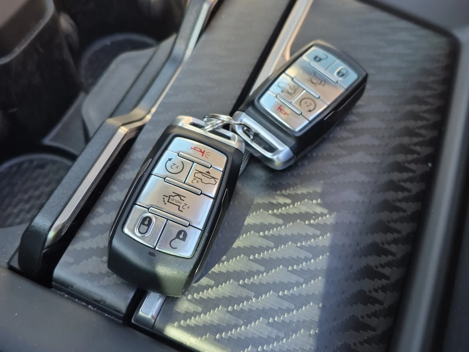 Keys/Fobs/Manual Photo
