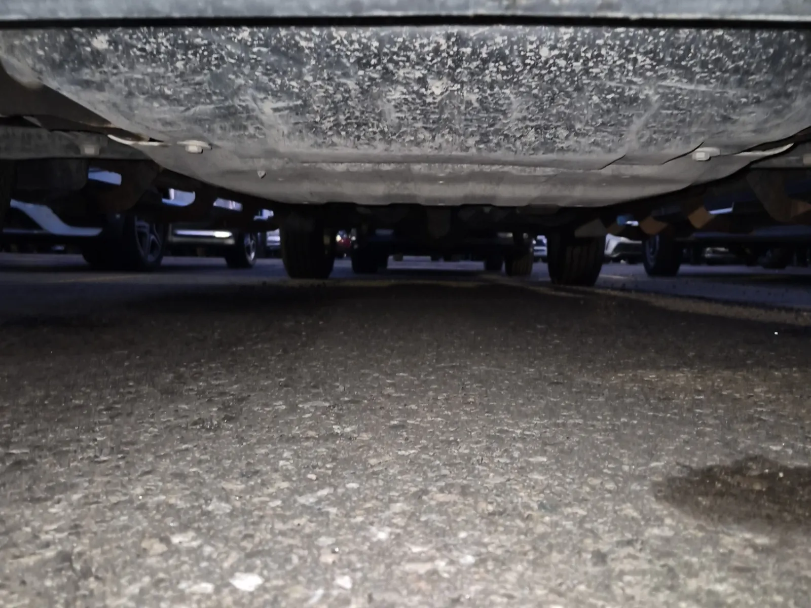 Undercarriage - Front Photo