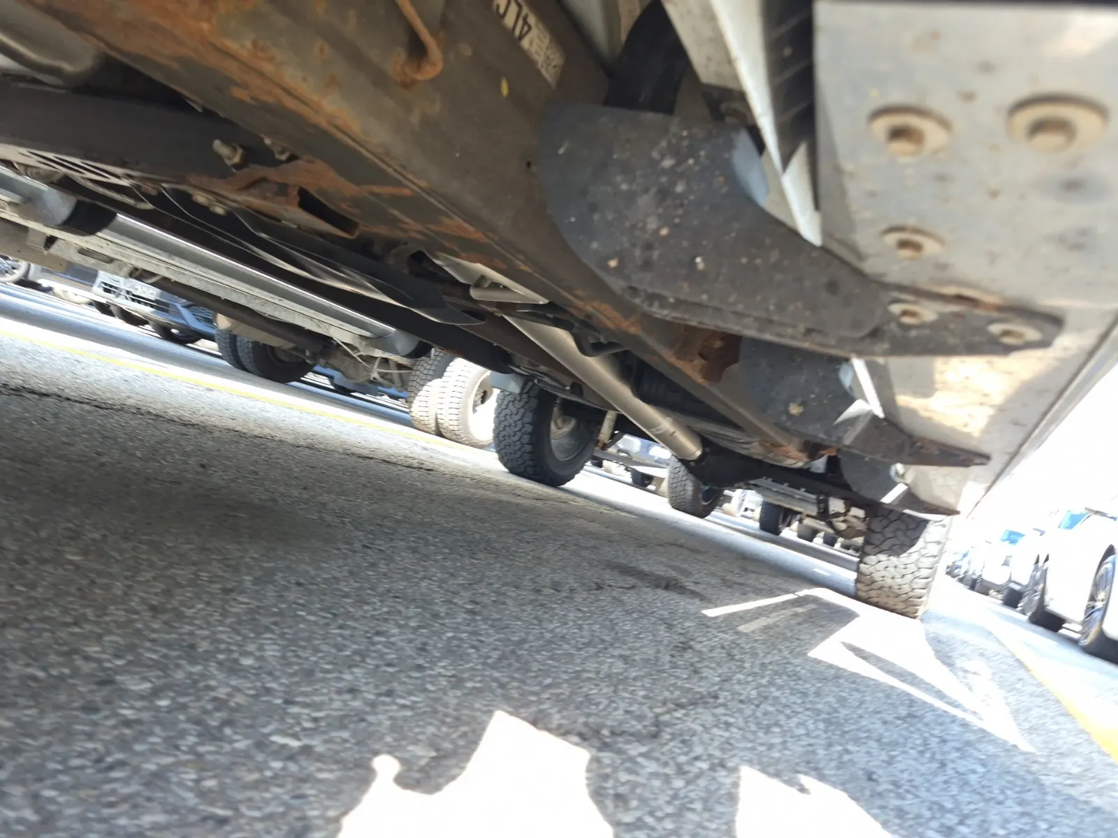 Undercarriage - Driver Photo