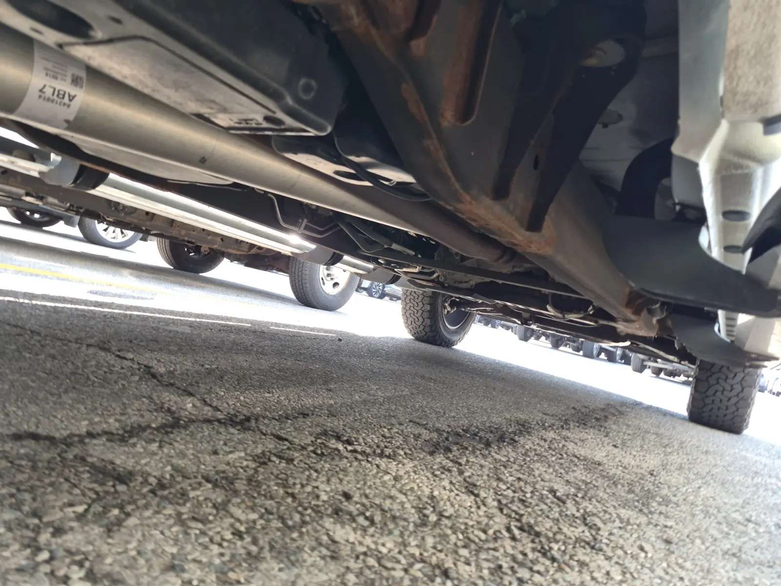 Undercarriage - Passenger Photo