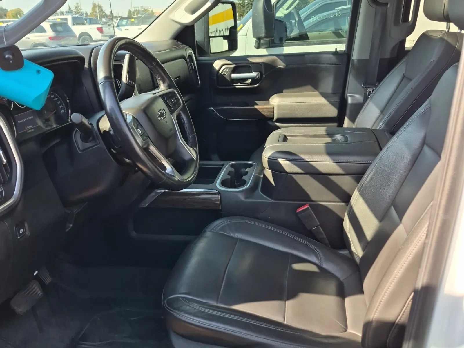 Front Interior Photo