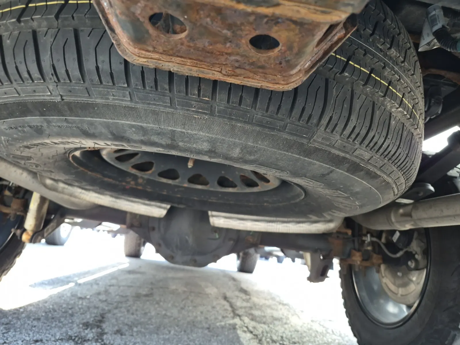 Spare Tire & Wheel Photo