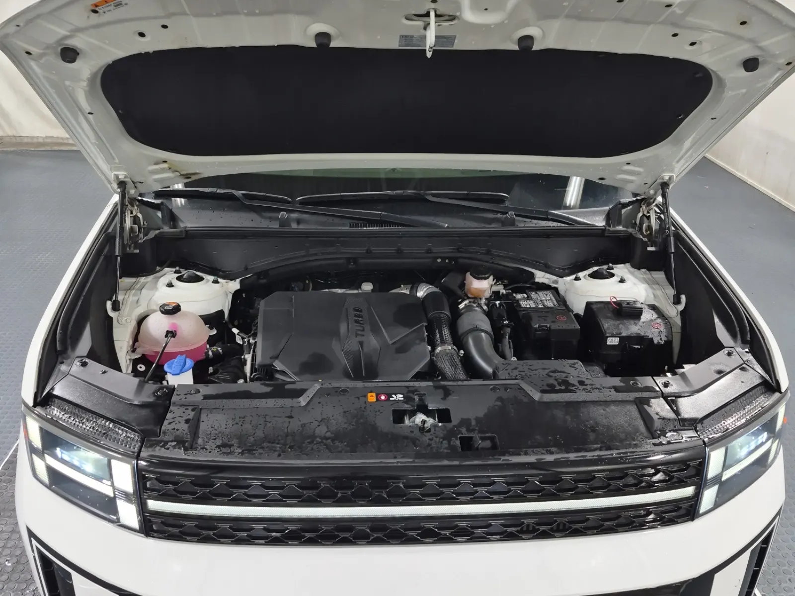 Engine Photo