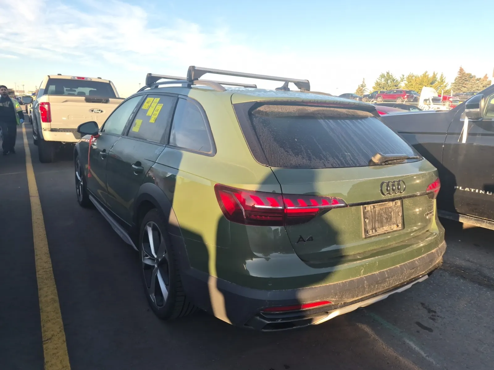Driver Rear 3/4 Photo