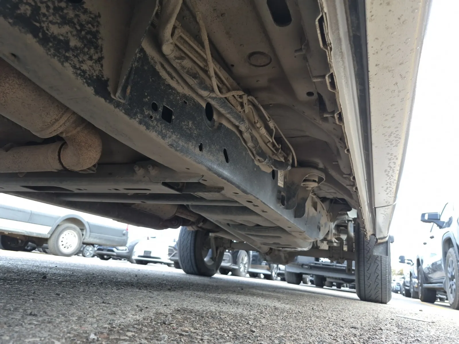 Undercarriage - Driver Photo