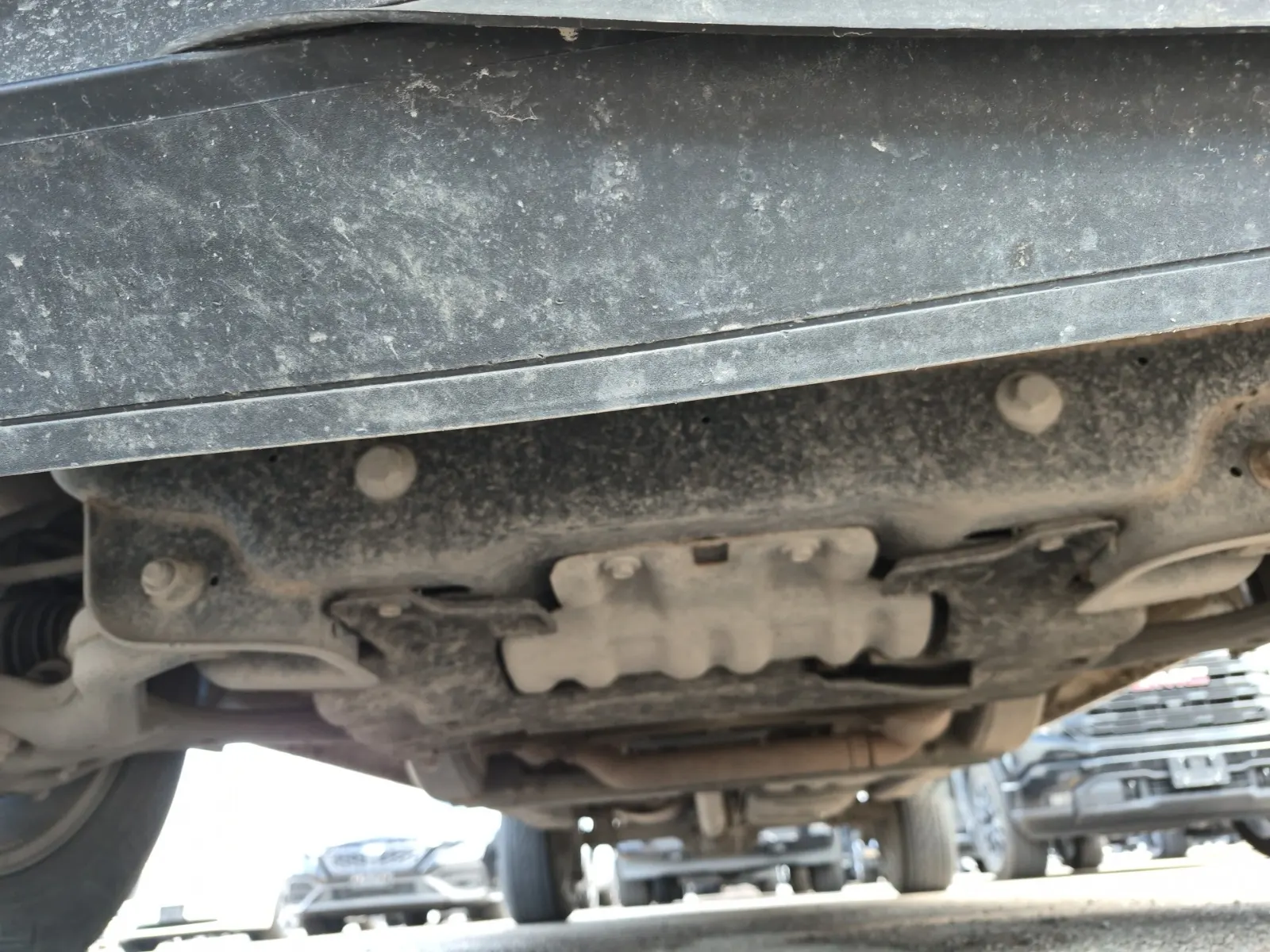 Undercarriage - Front Photo