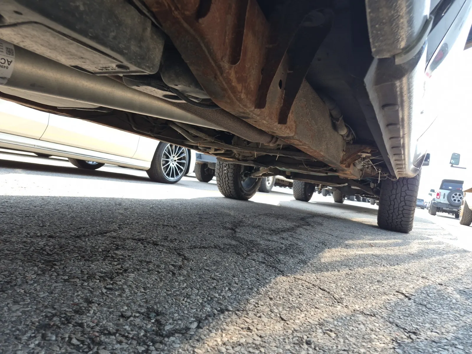 Undercarriage - Passenger Photo