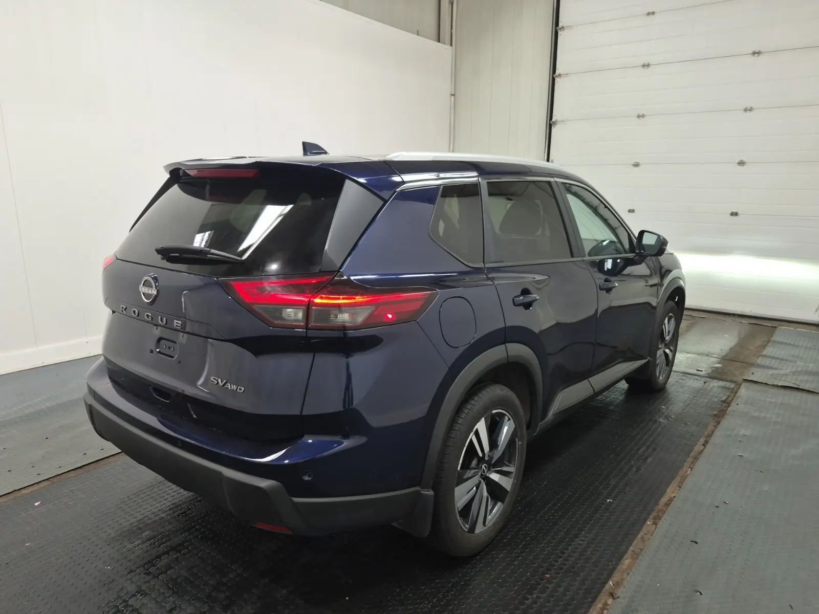 Passenger Rear 3/4 Photo