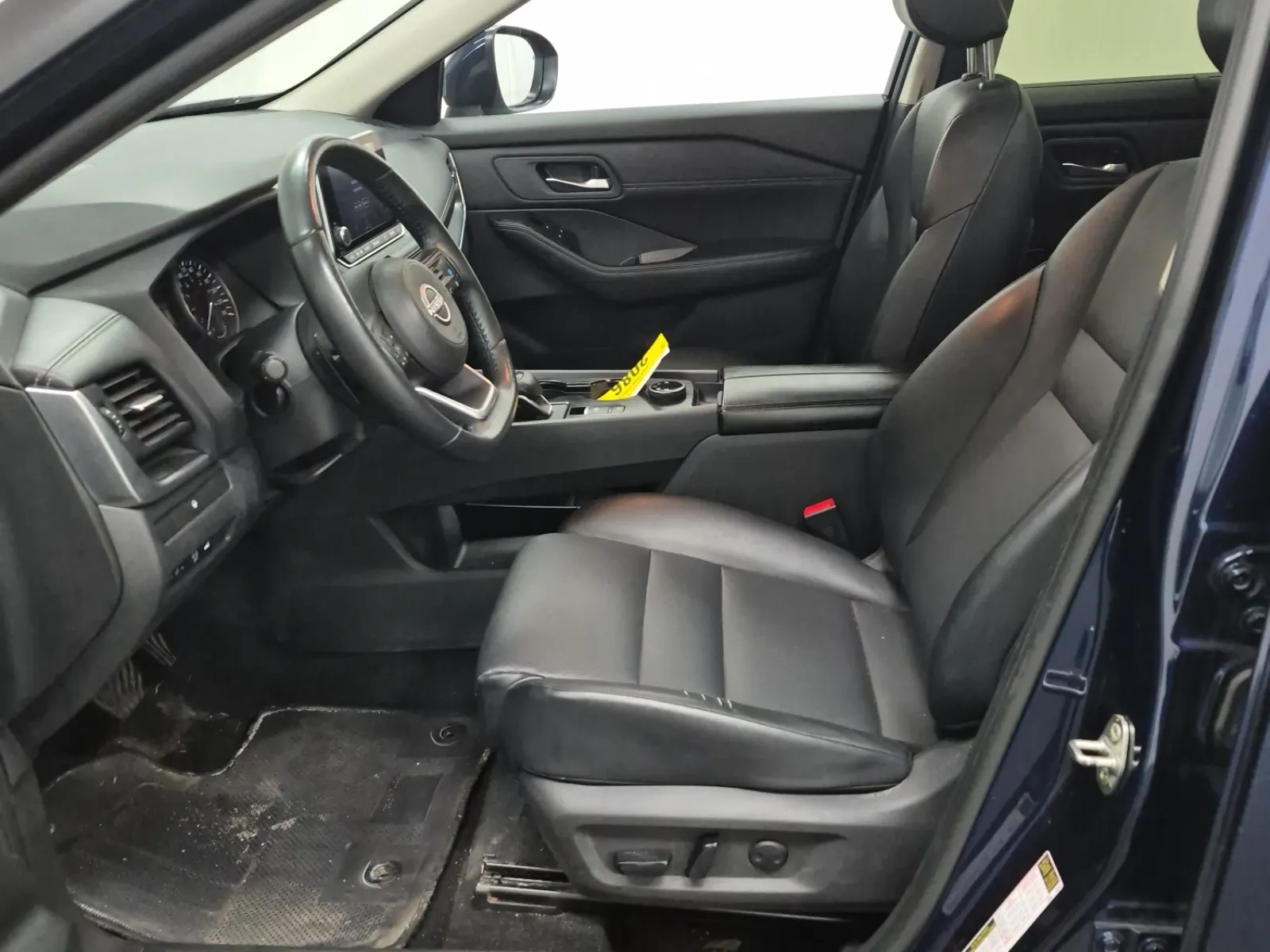 Front Interior Photo