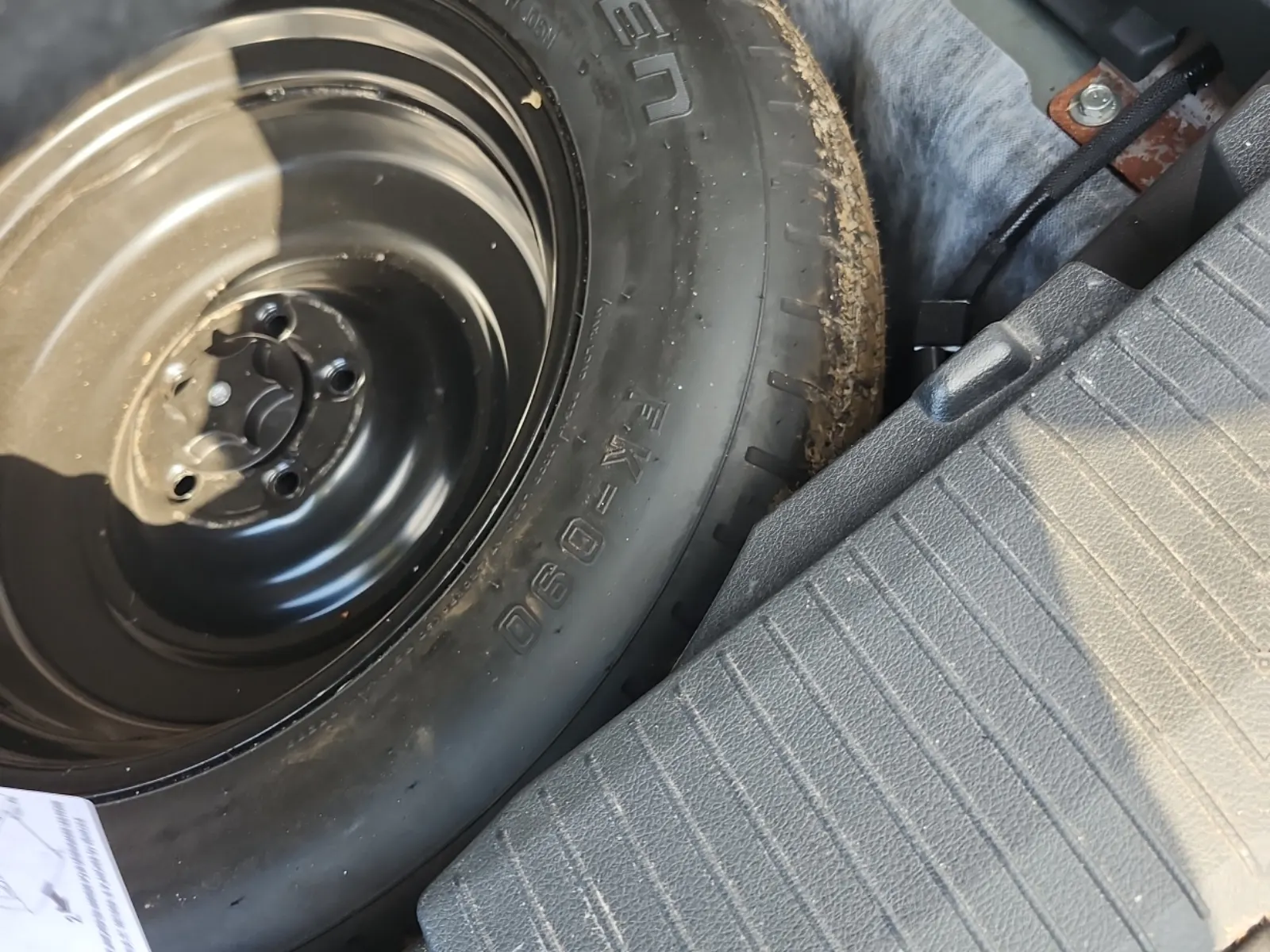 Spare Tire & Wheel Photo