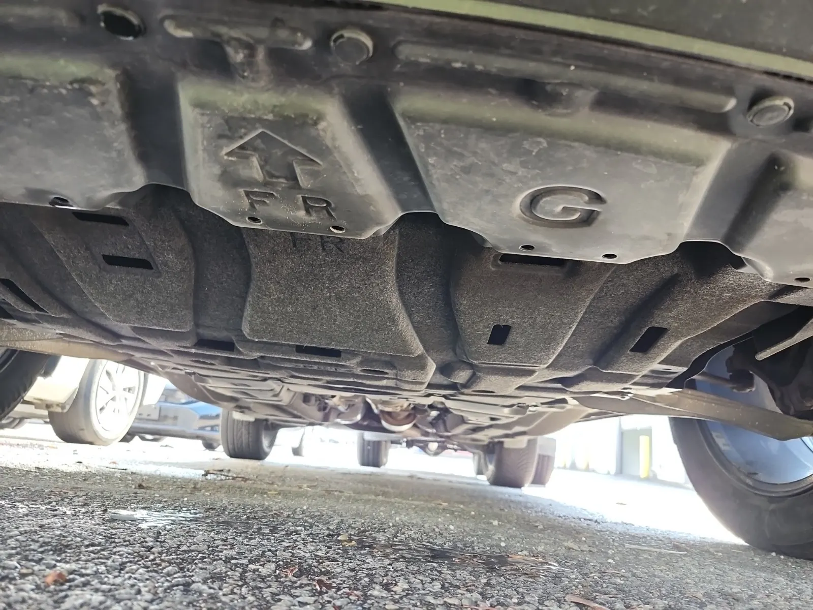 Undercarriage - Front Photo