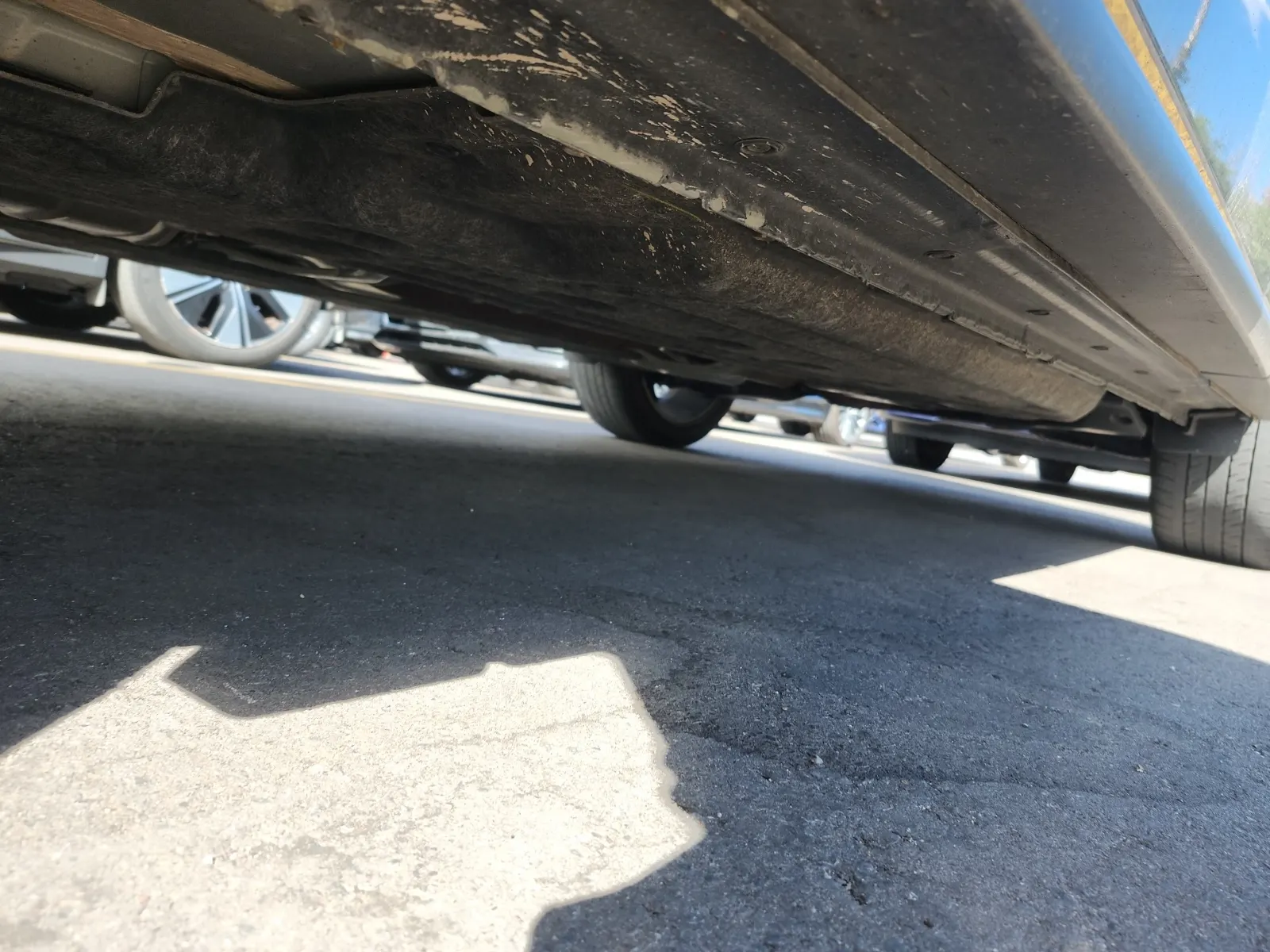 Undercarriage - Driver Photo