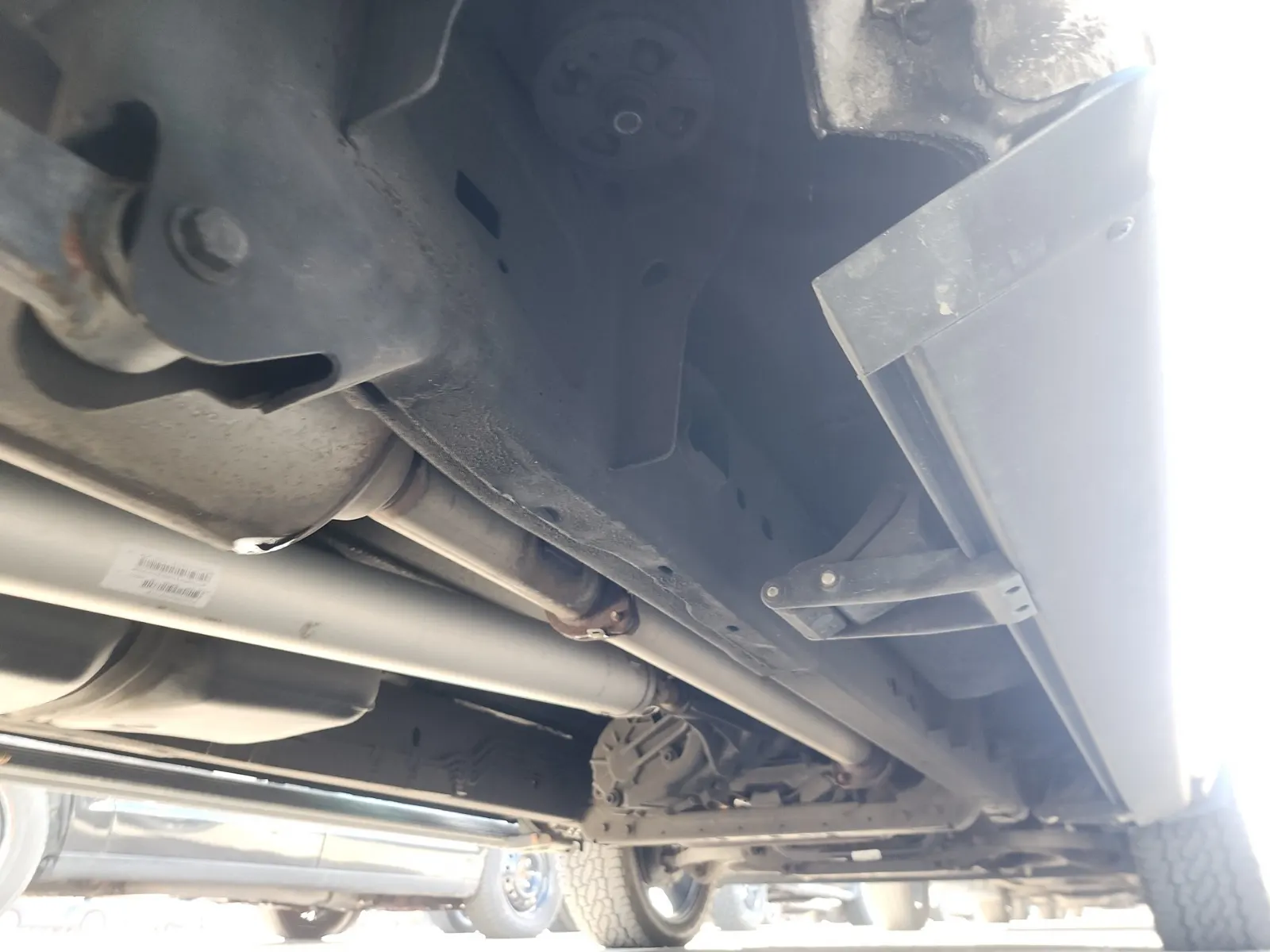Undercarriage - Passenger Photo