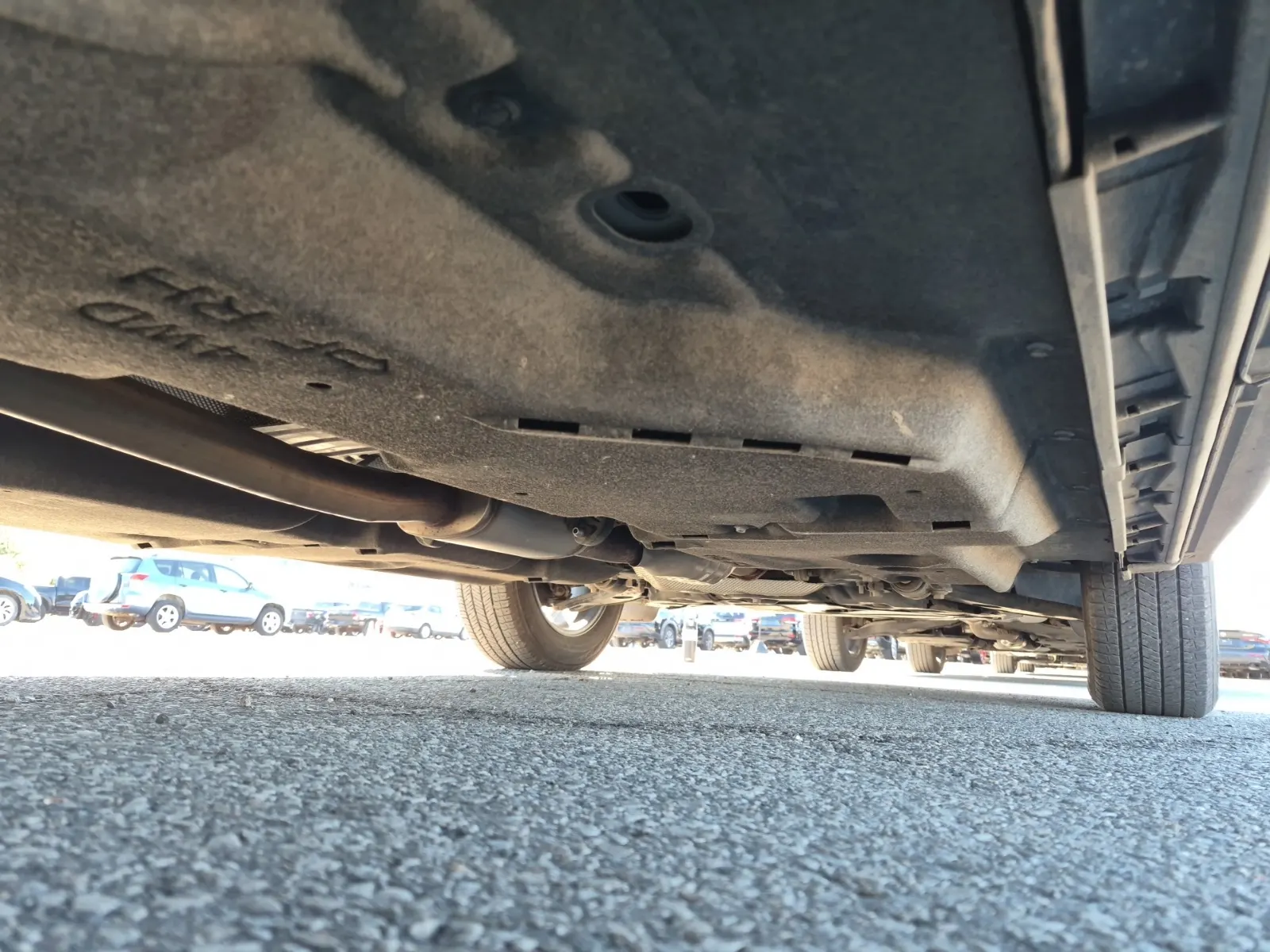 Undercarriage - Passenger Photo