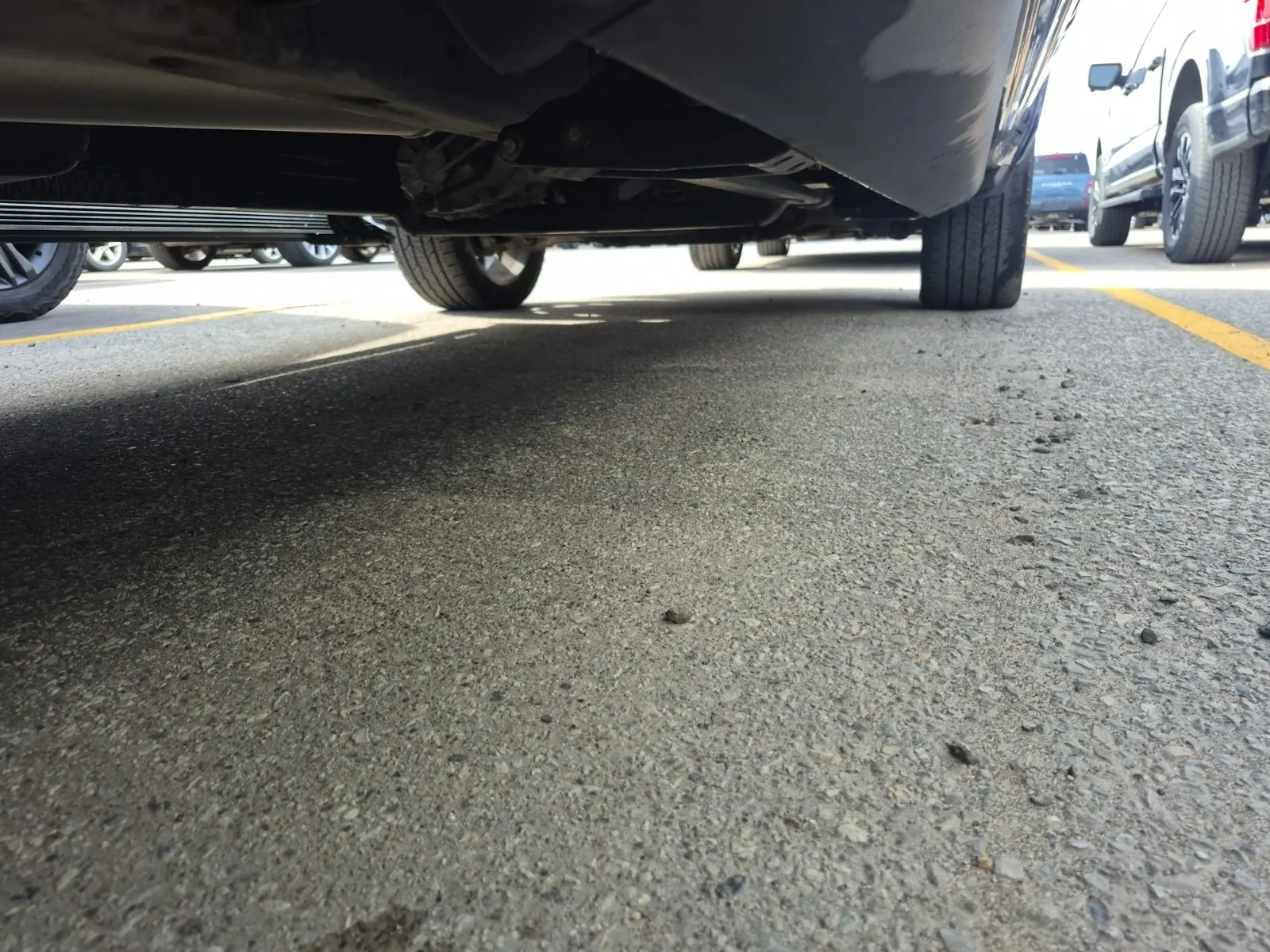 Undercarriage - Passenger Photo
