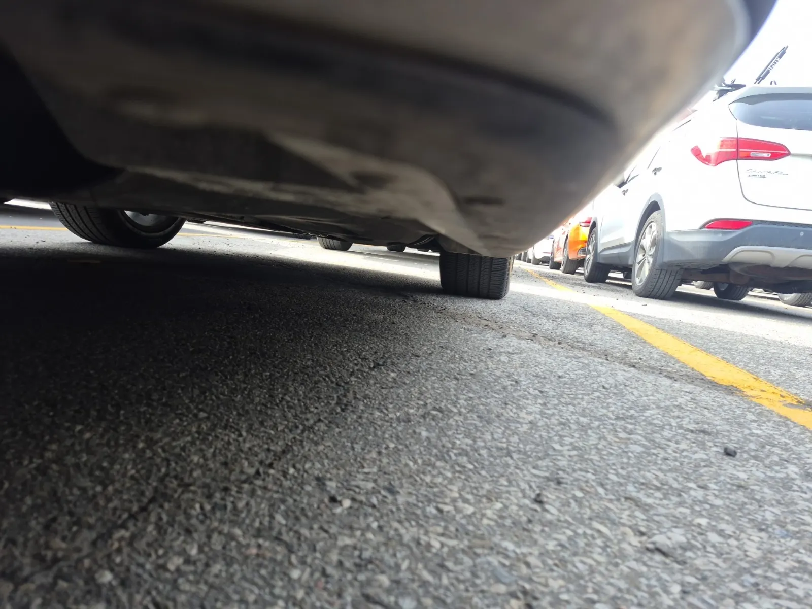 Undercarriage - Passenger Photo