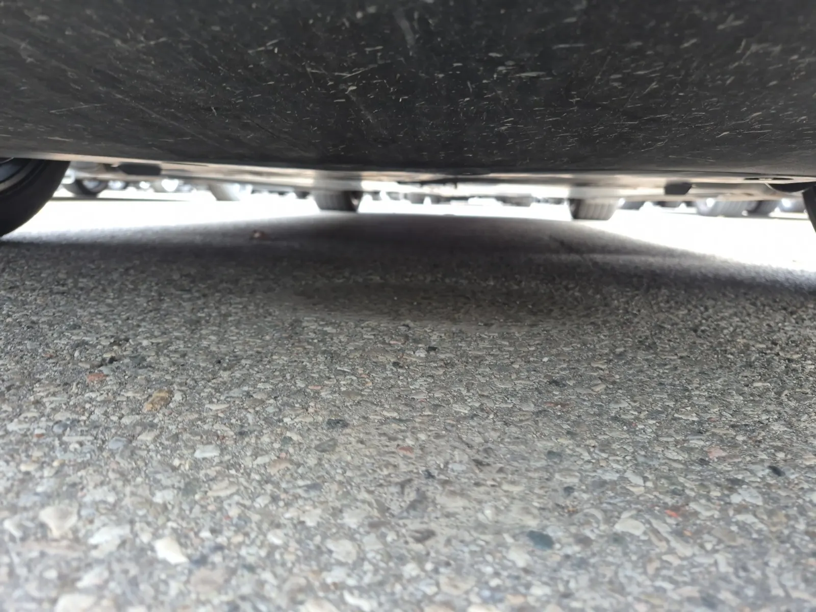 Undercarriage - Front Photo
