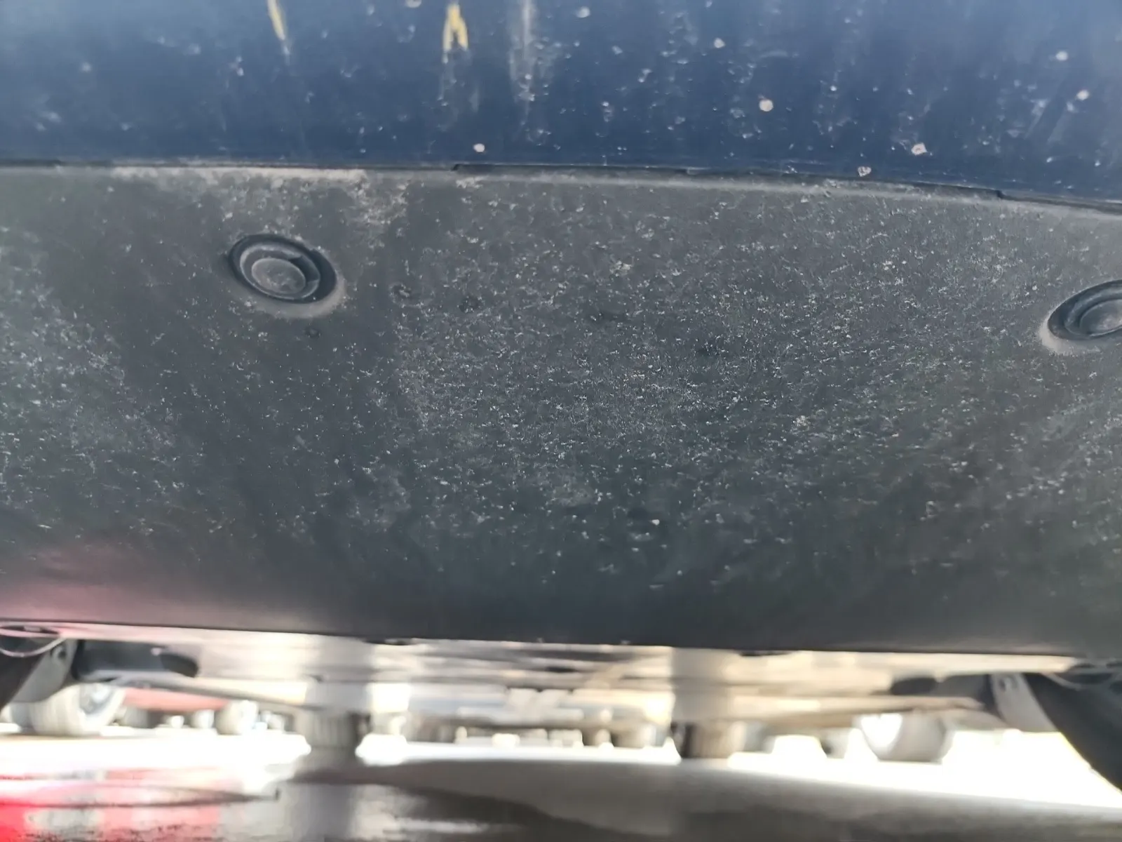 Undercarriage - Front Photo