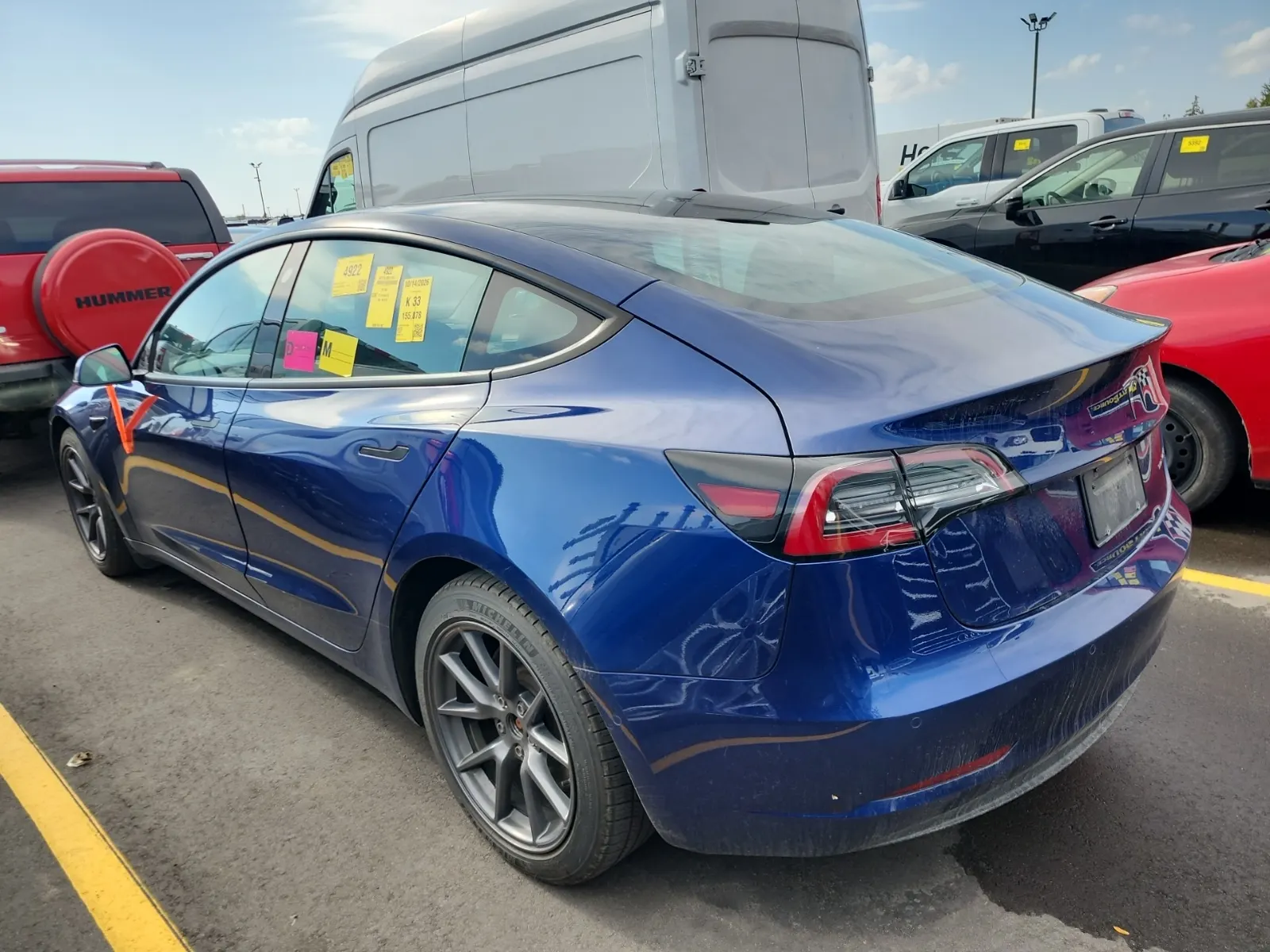 Driver Rear 3/4 Photo