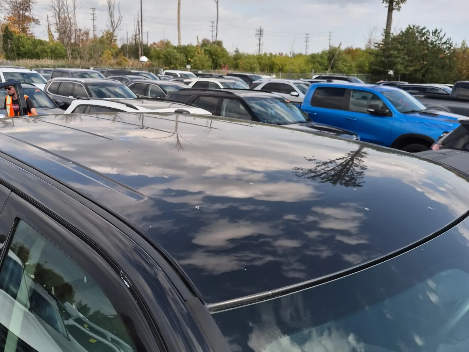 Exterior Roof Photo