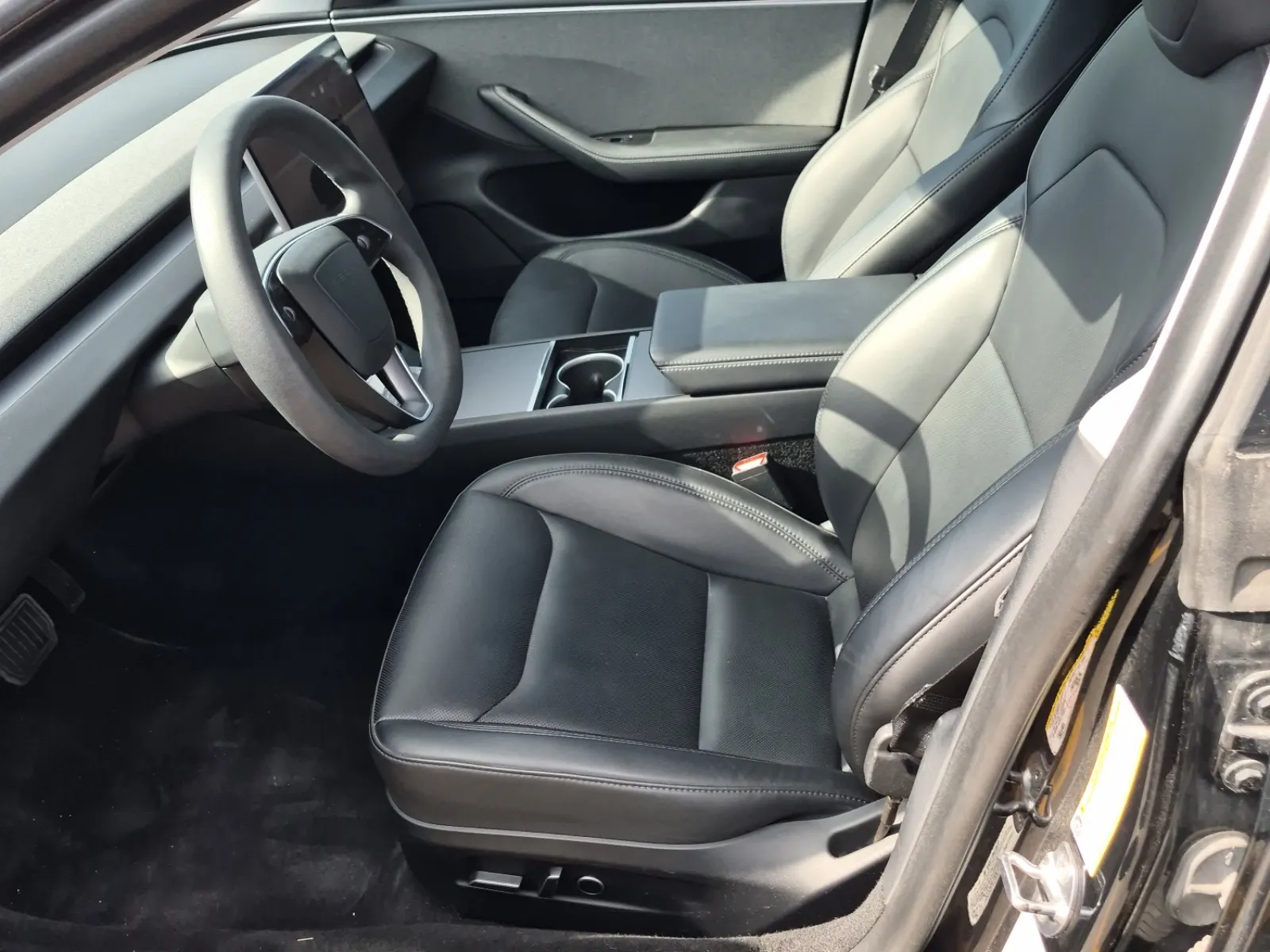 Front Interior Photo