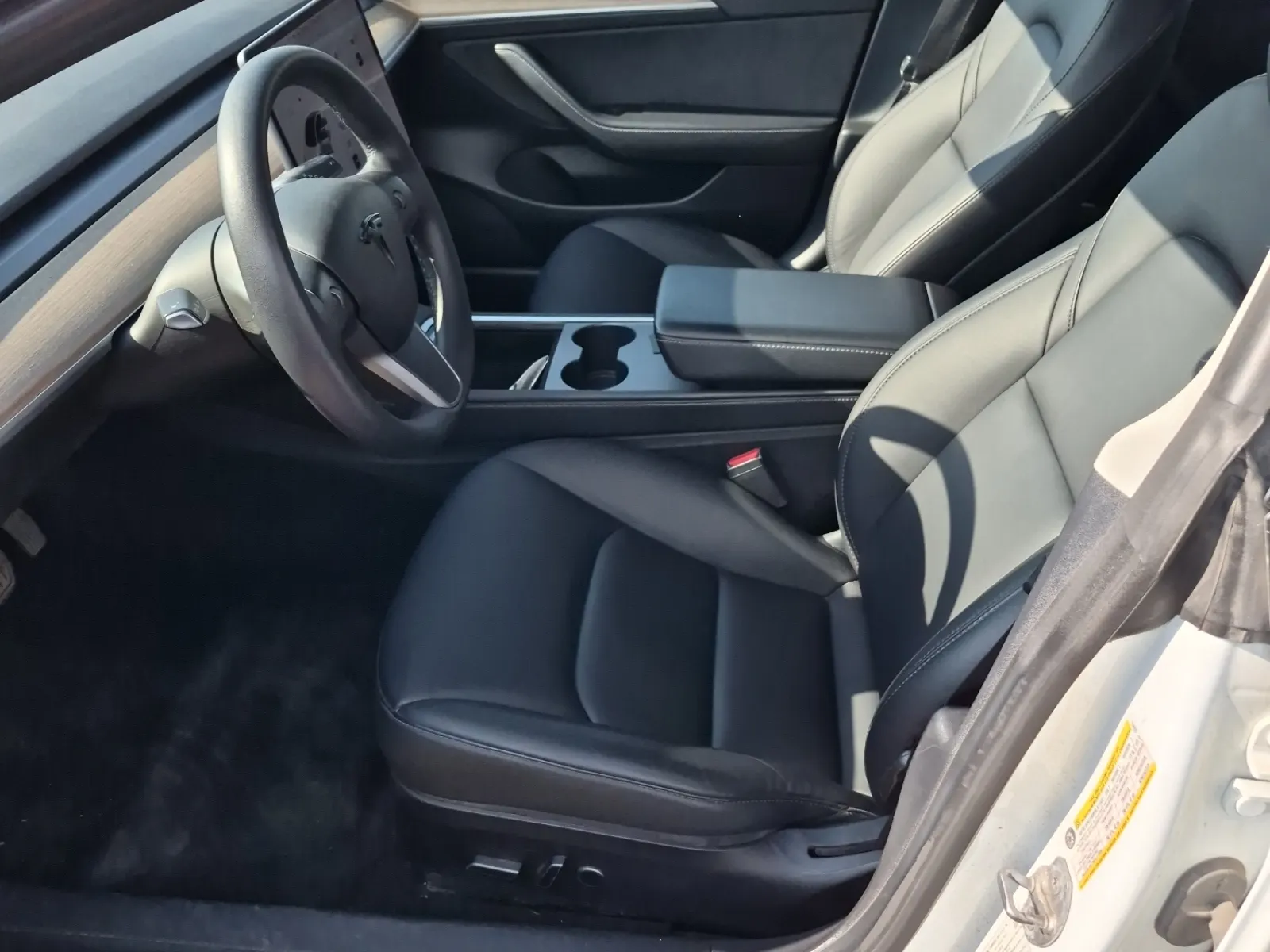 Front Interior Photo