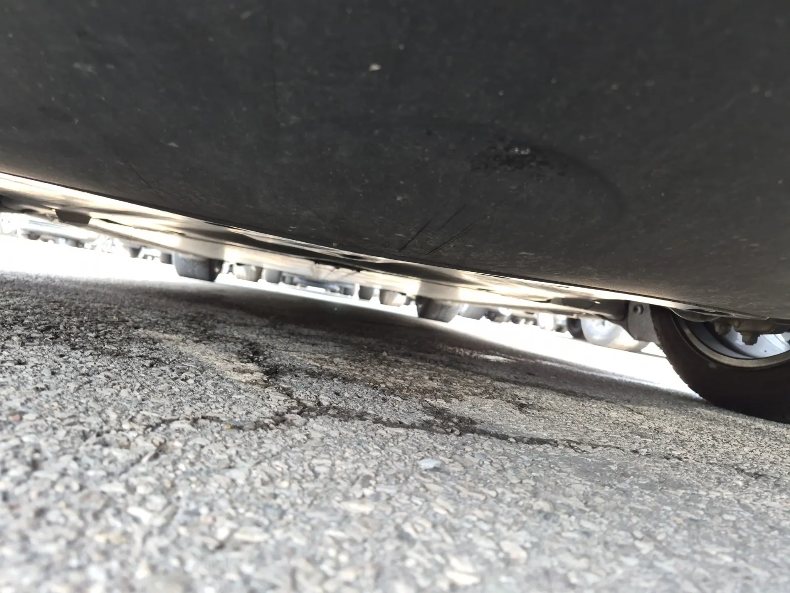 Undercarriage - Front Photo