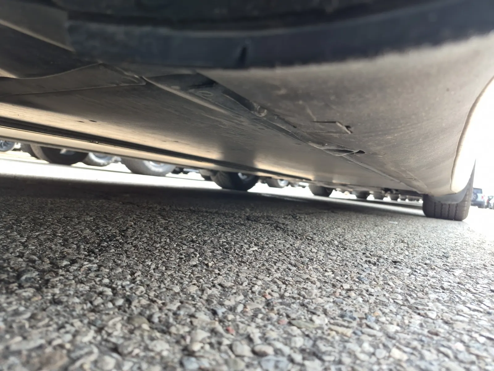 Undercarriage - Passenger Photo