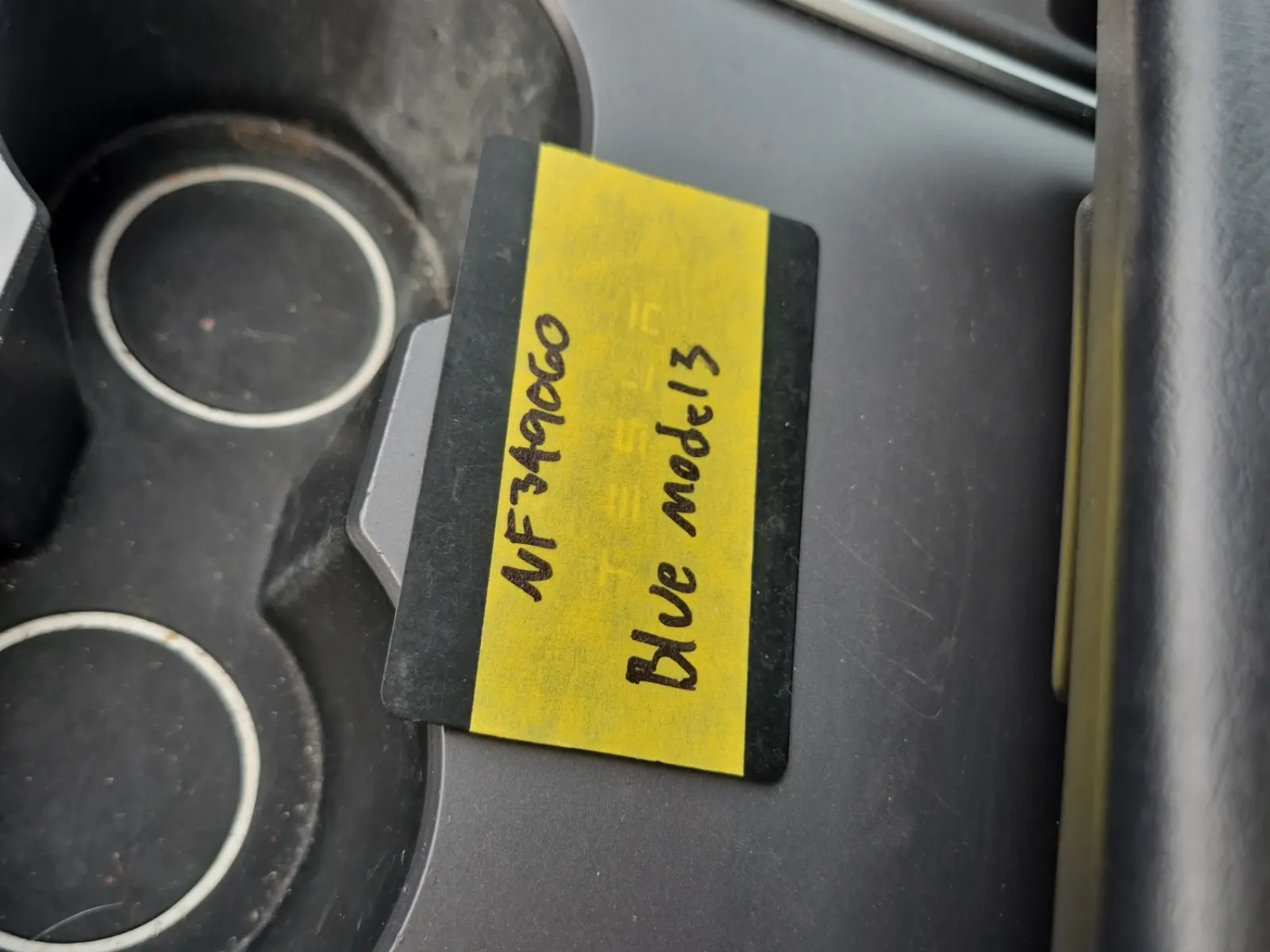 Keys/Fobs/Manual Photo