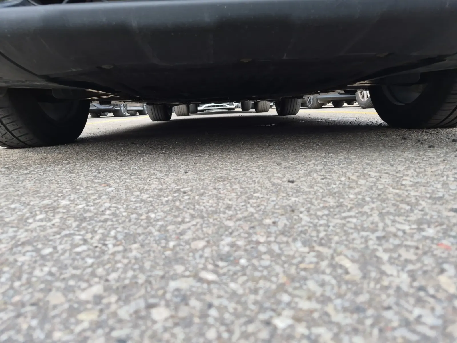 Undercarriage - Front Photo