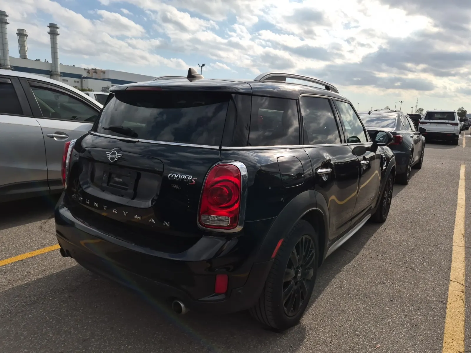 Passenger Rear 3/4 Photo