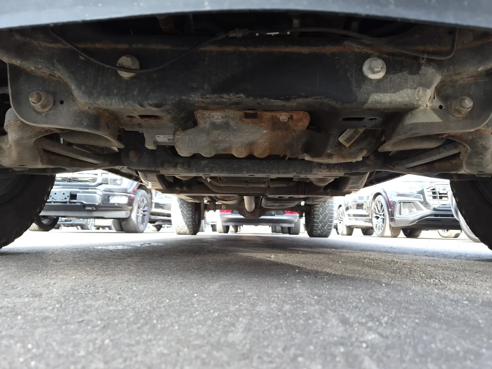 Undercarriage - Front Photo