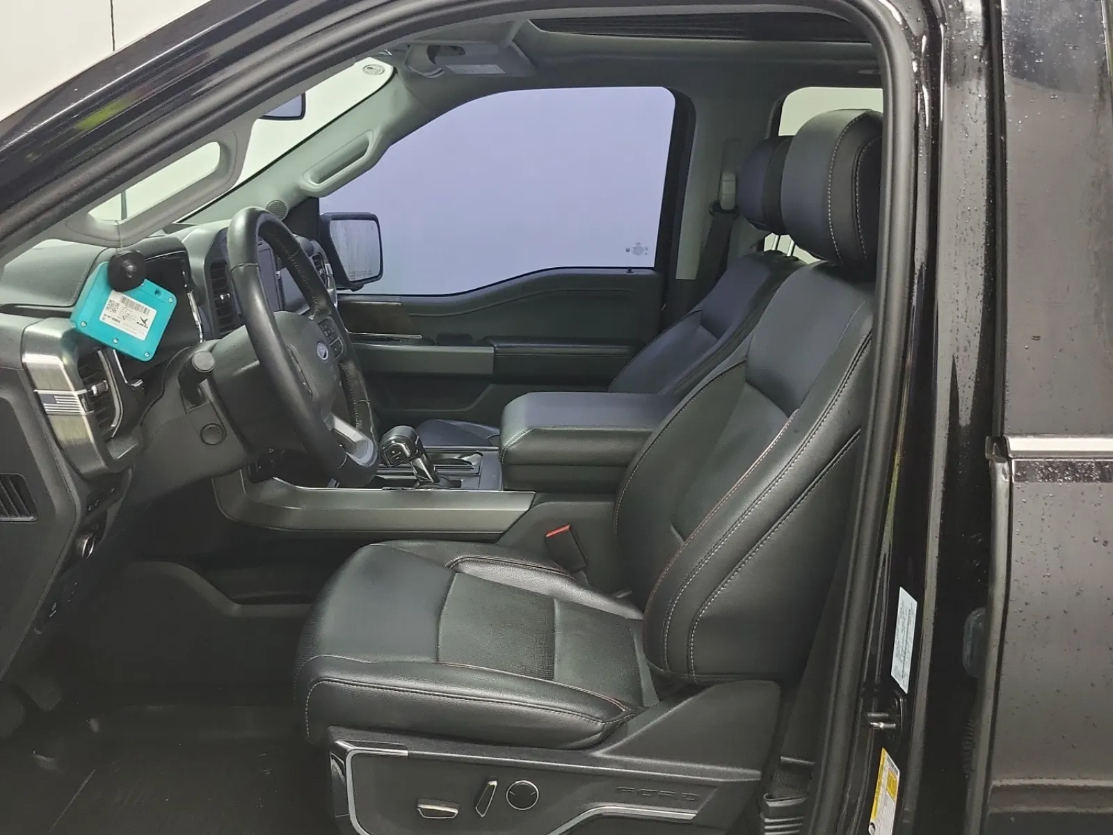 Front Interior Photo