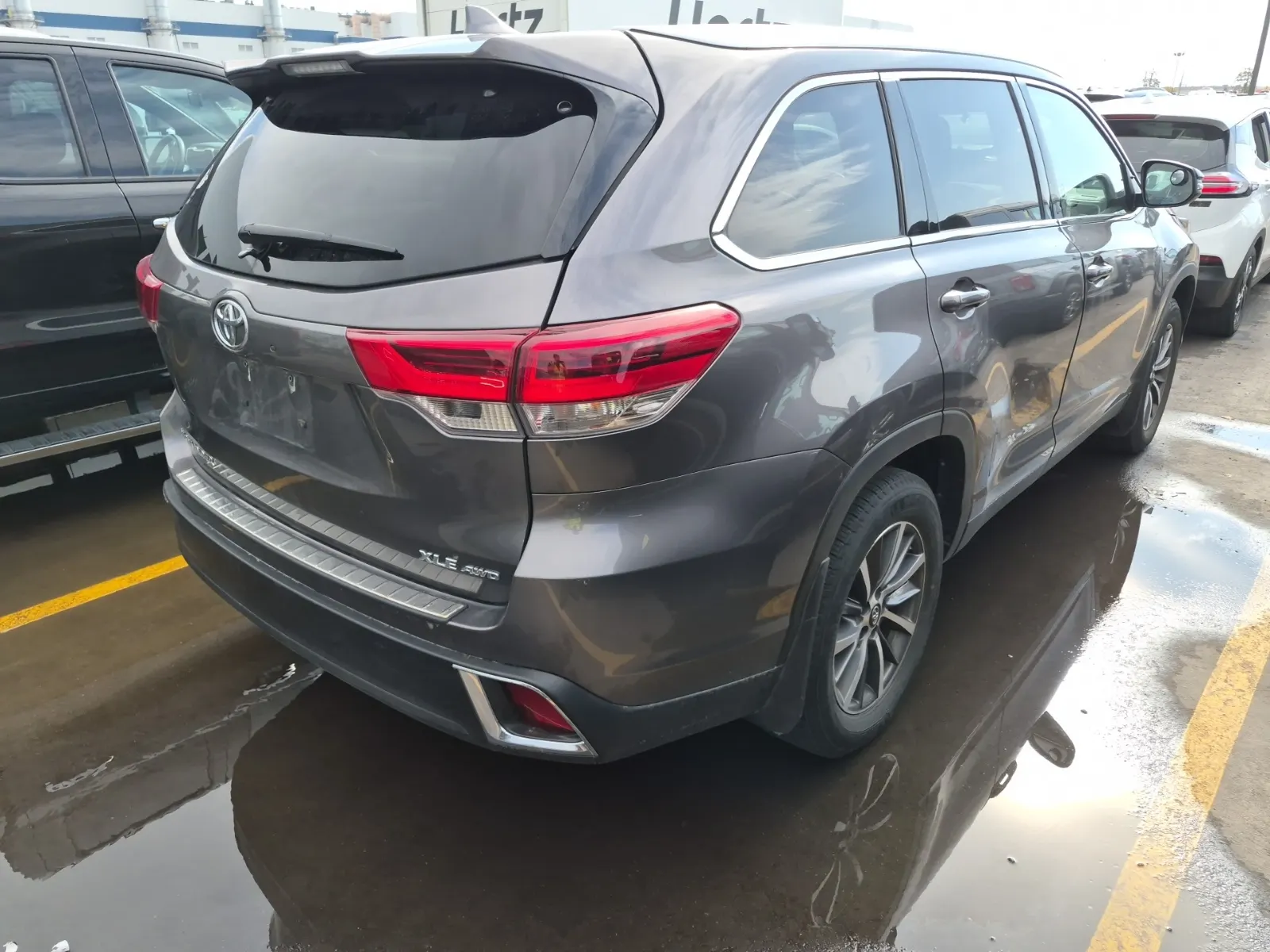 Passenger Rear 3/4 Photo