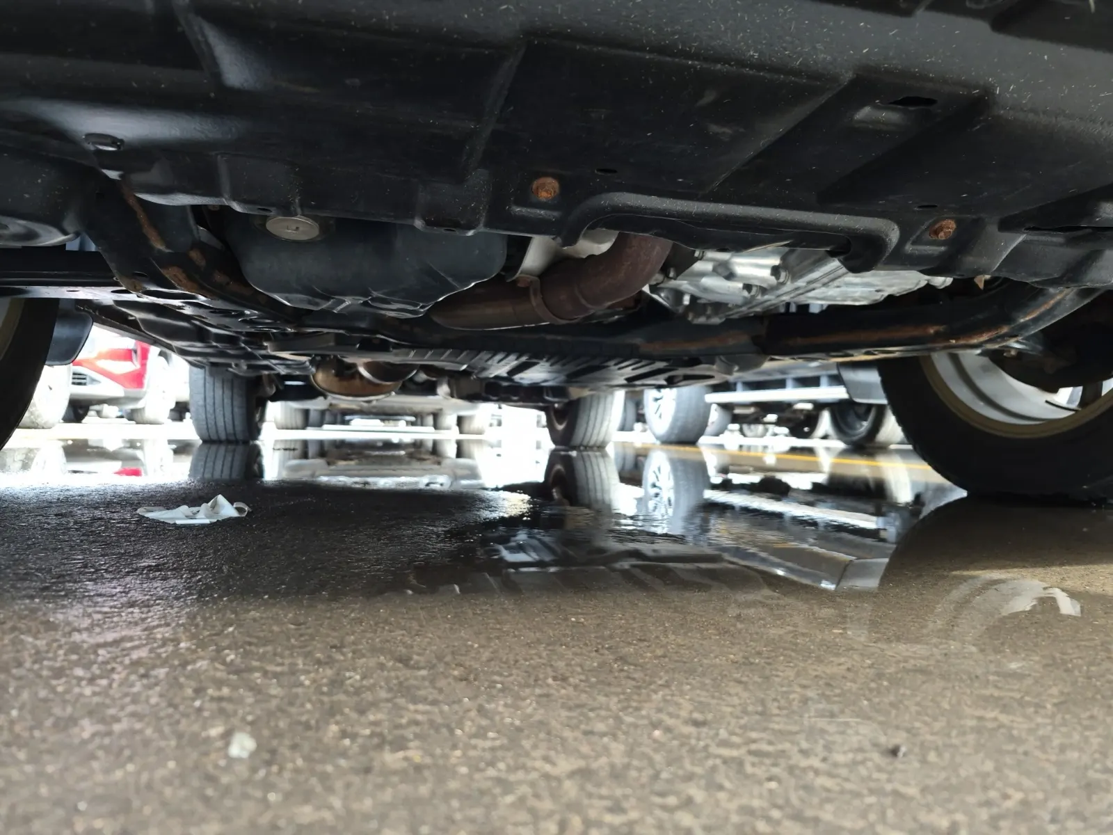 Undercarriage - Front Photo