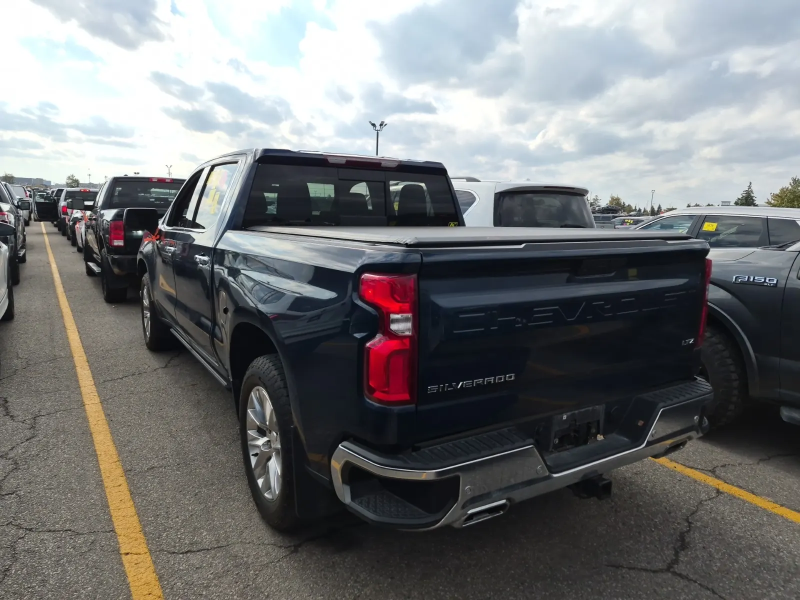 Driver Rear 3/4 Photo