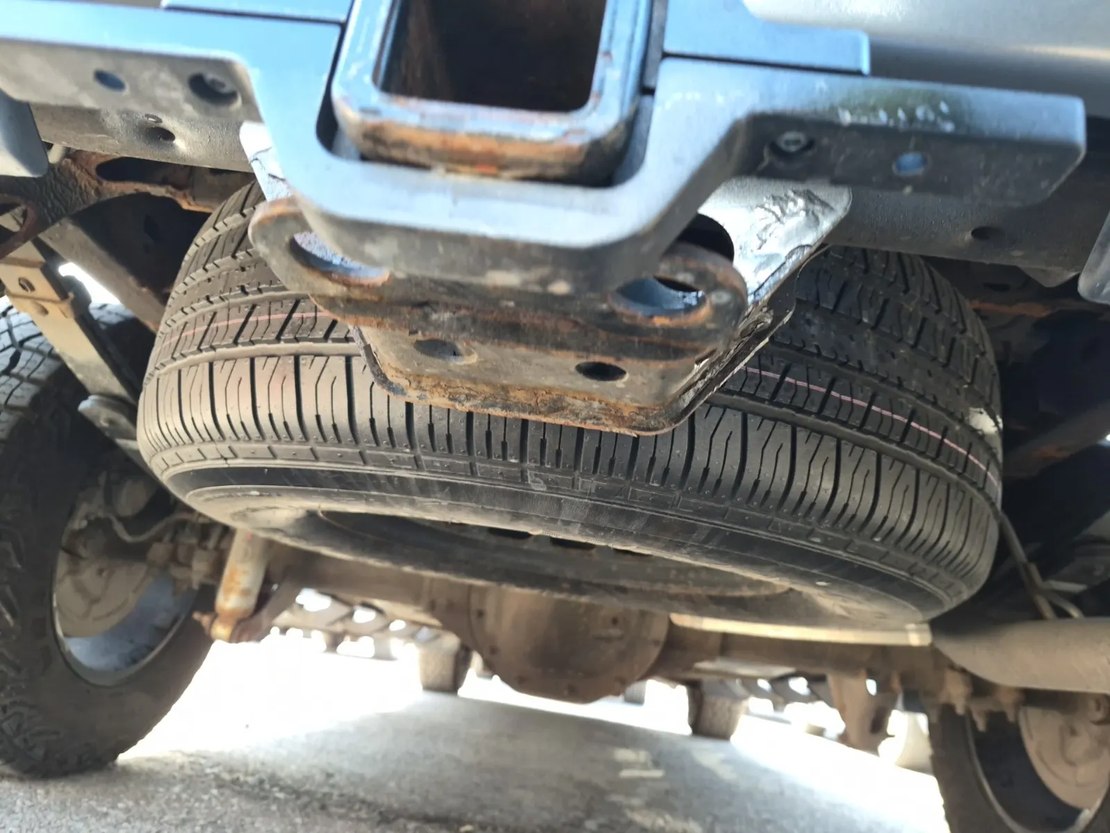 Spare Tire & Wheel Photo