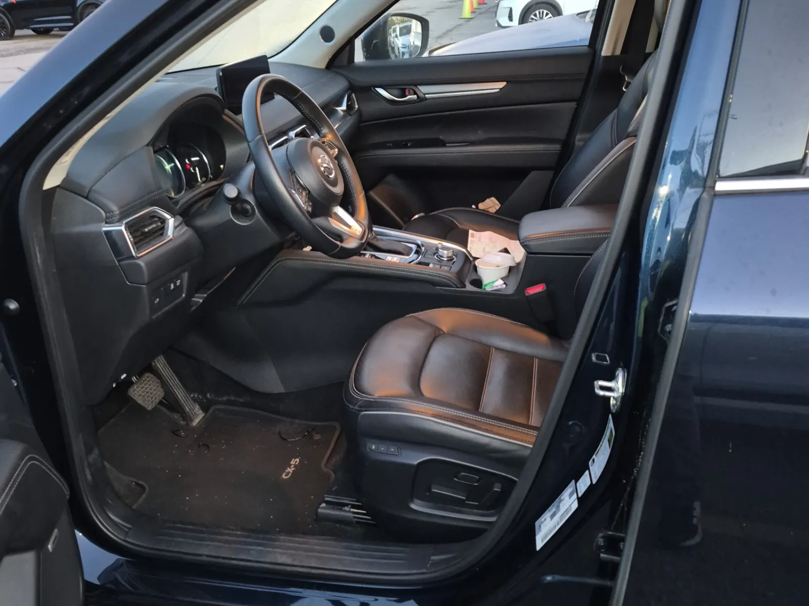 Front Interior Photo
